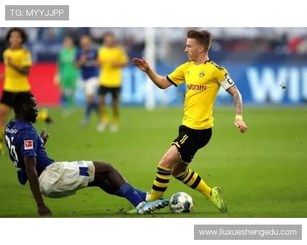 科隆主场迎战贺芬咸双方争夺德甲宝贵积分激战一触即发